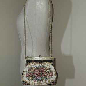 Vintage (50's) Tapestry Evening Bag w/ gold chain strap & kiss lock